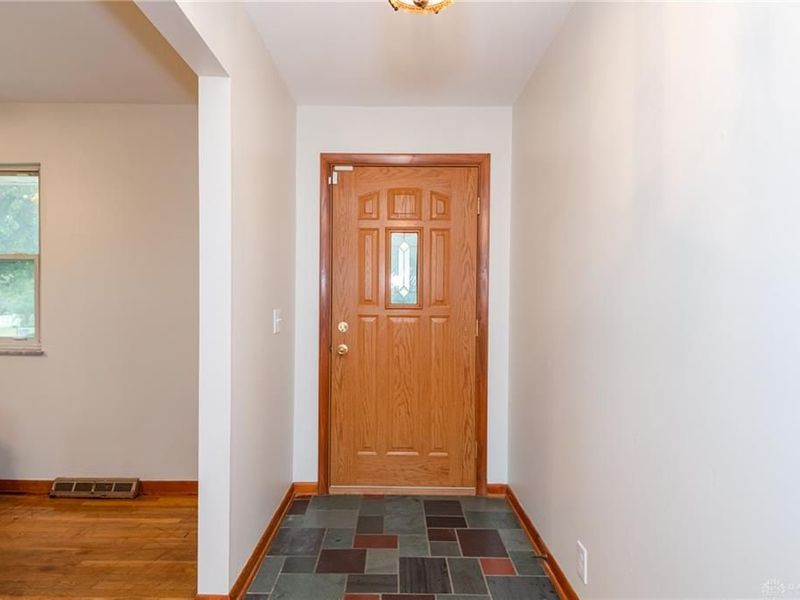 7671 Mark Avenue, Huber Heights, OH 45424 Photo 4