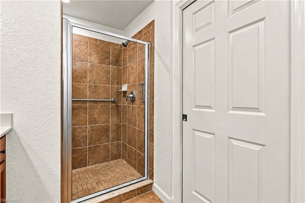 9521 Avellino Way , Unit 2422, Naples, FL 34113 Photo
