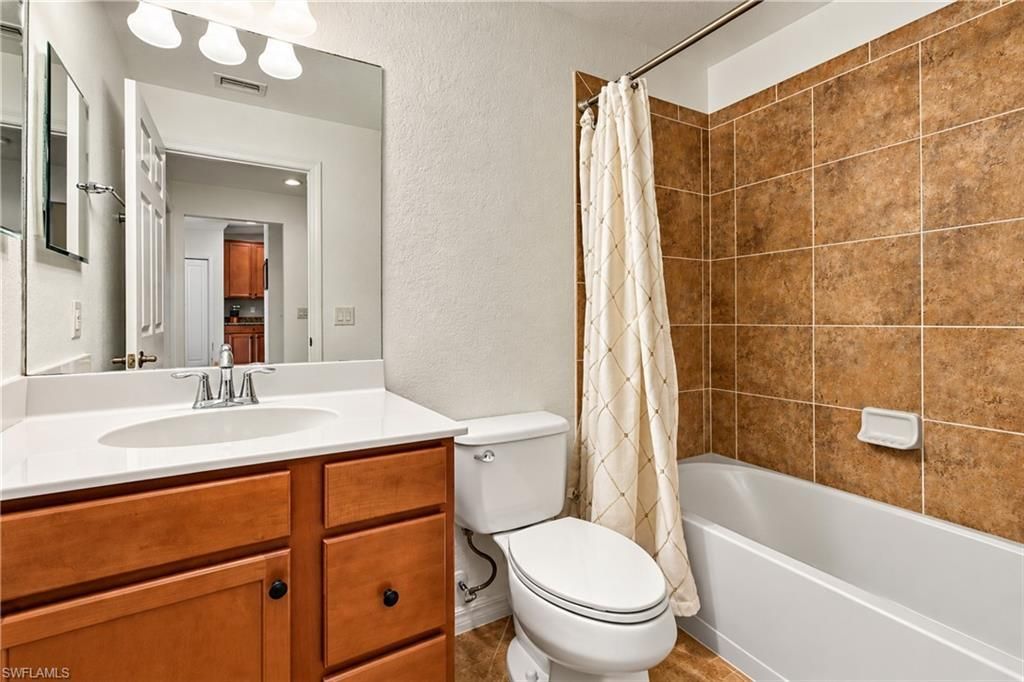 9521 Avellino Way , Unit 2422, Naples, FL 34113 Photo