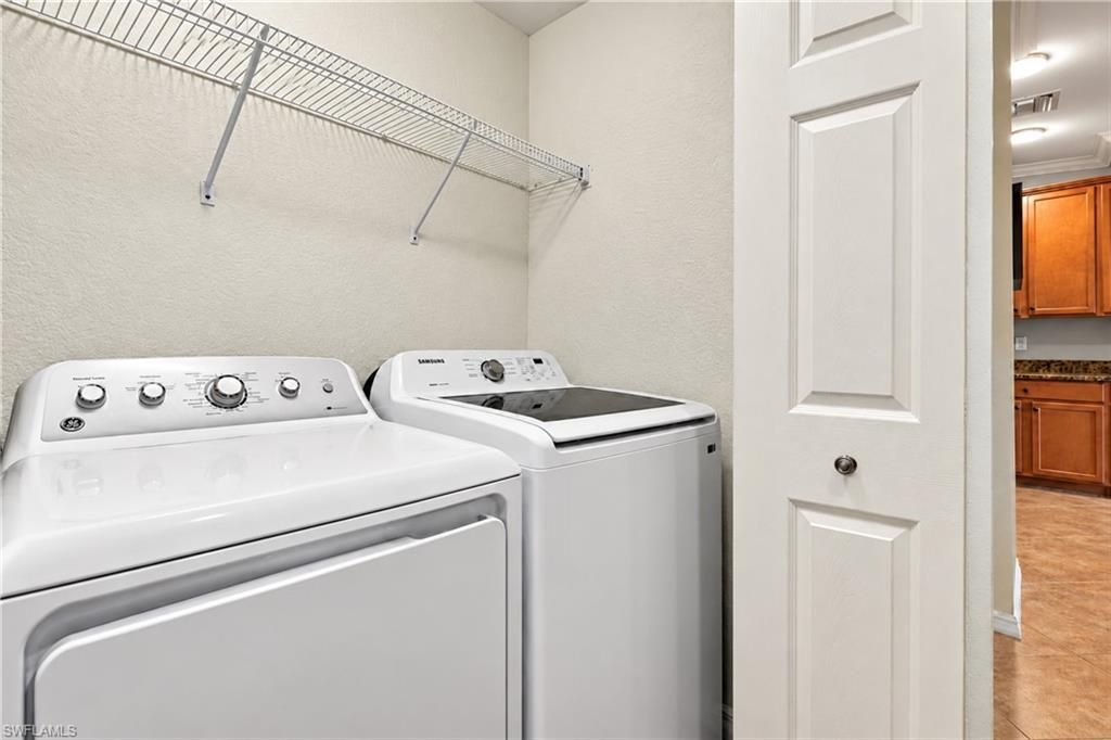 9521 Avellino Way , Unit 2422, Naples, FL 34113 Photo