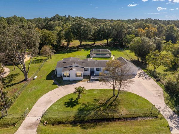 331 Circle Dr W, St Augustine, FL 32084