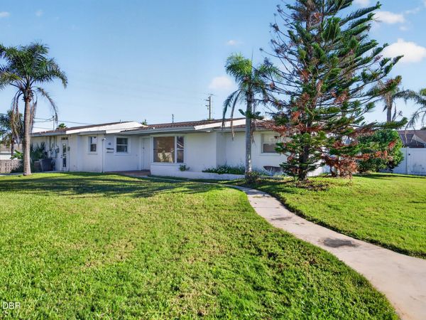 227 Fairway Drive, Ormond Beach, FL 32176