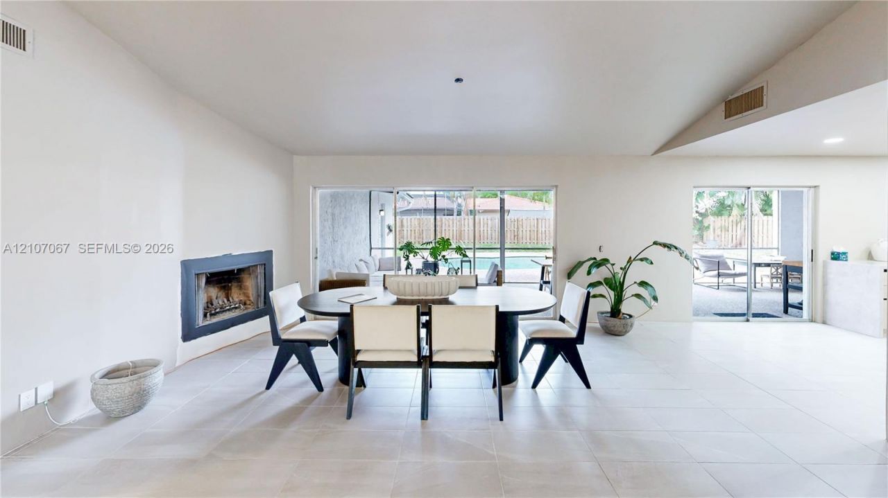 251 NW 92nd Ave , Coral Springs, FL 33071 Photo