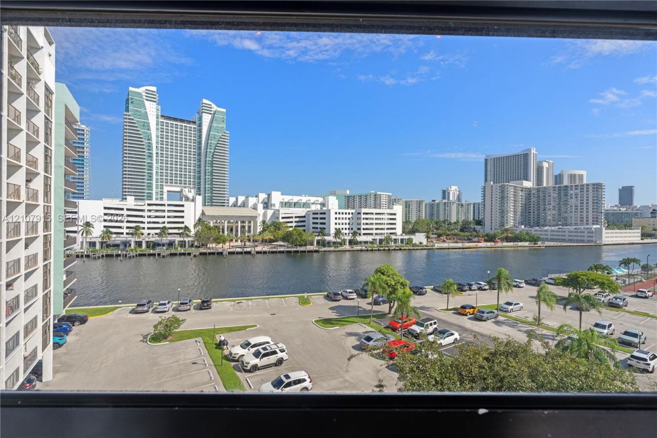 400 Leslie Dr , Unit 622, Hallandale Beach, FL 33009 Photo
