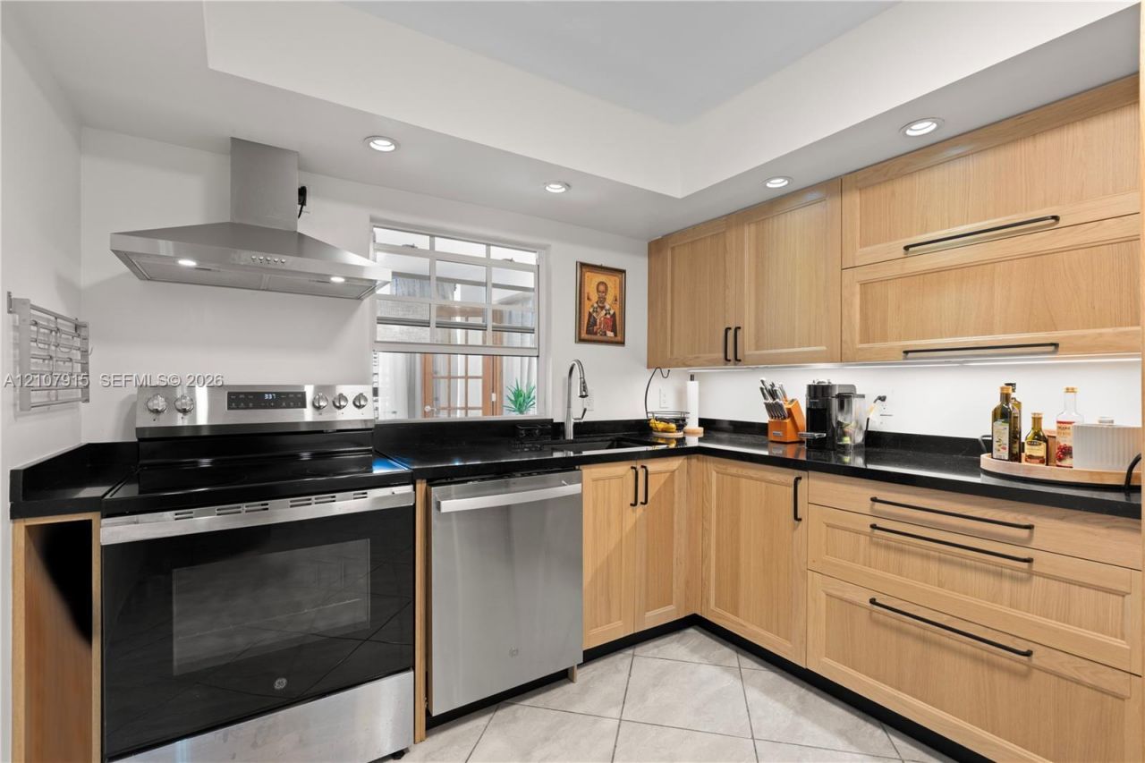 400 Leslie Dr , Unit 622, Hallandale Beach, FL 33009 Photo