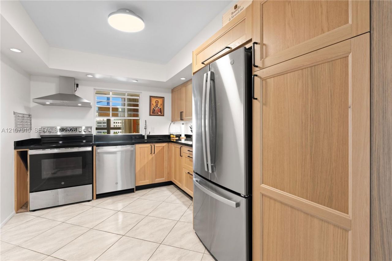400 Leslie Dr , Unit 622, Hallandale Beach, FL 33009 Photo