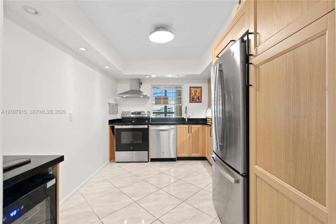 400 Leslie Dr , Unit 622, Hallandale Beach, FL 33009 Photo