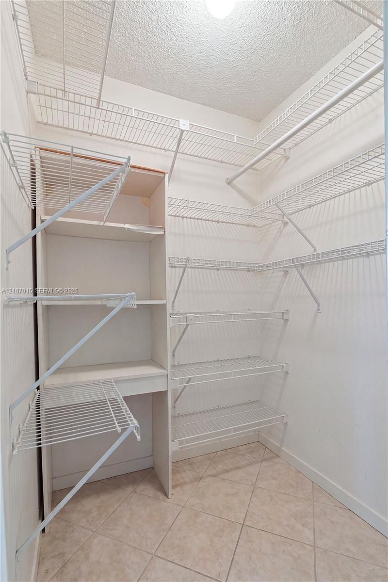 400 Leslie Dr , Unit 622, Hallandale Beach, FL 33009 Photo