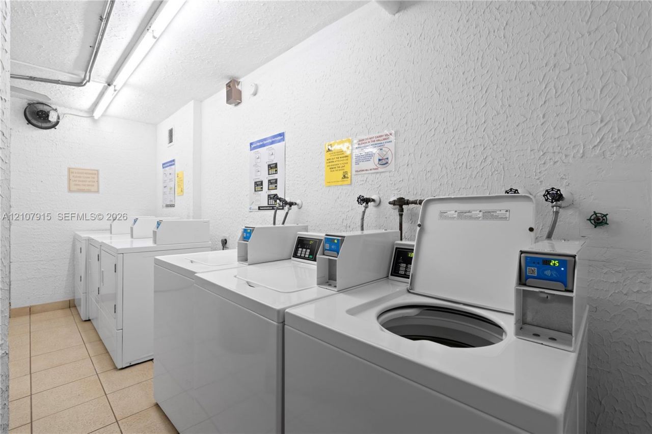 400 Leslie Dr , Unit 622, Hallandale Beach, FL 33009 Photo