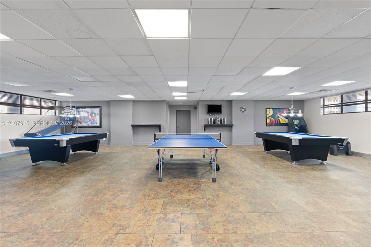 400 Leslie Dr , Unit 622, Hallandale Beach, FL 33009 Photo