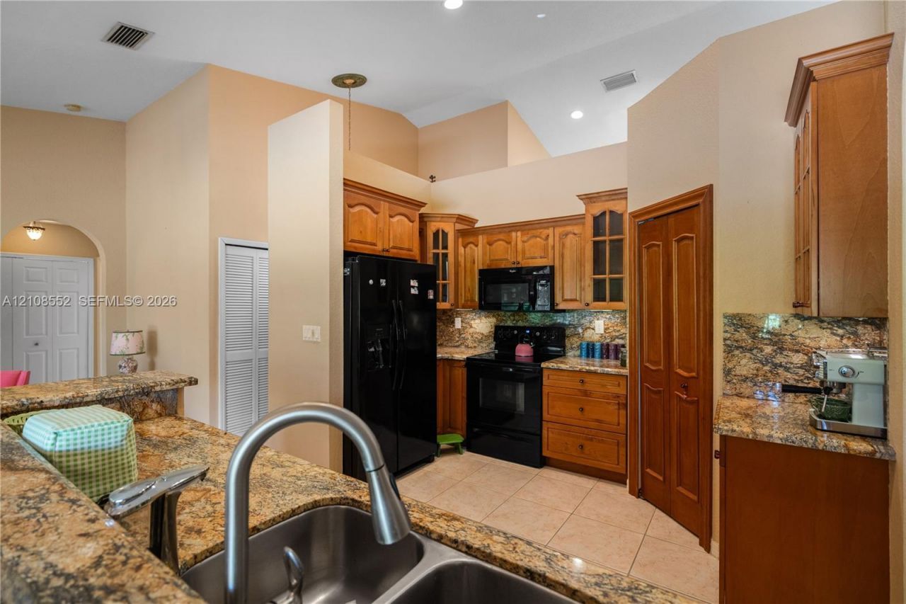 15251 SW 114th Ter, Miami, FL 33196 Photo