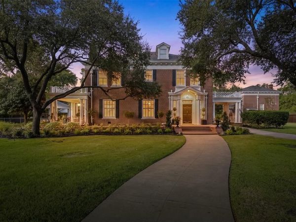 201 Overhill Drive, Waxahachie, TX 75165