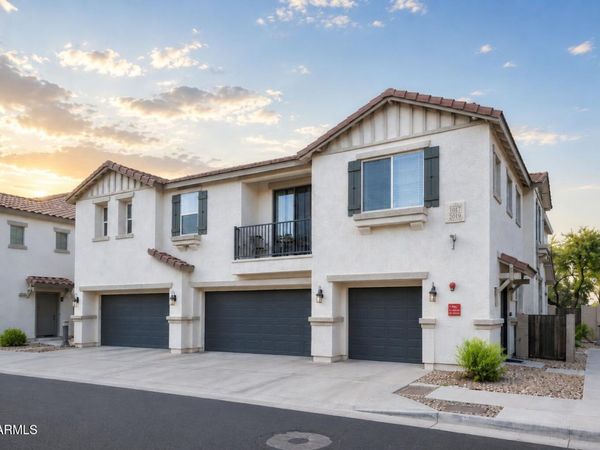 3034 E DONNER Drive, Phoenix, AZ 85042