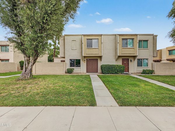 8147 E GLENROSA Avenue, Scottsdale, AZ 85251