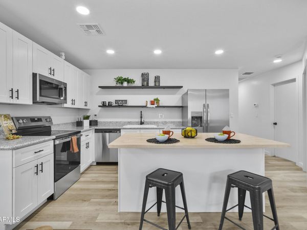1821 W Hadley Street, Phoenix, AZ 85007