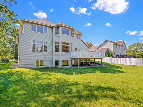 20710 Helena Lane , Lakeville, MN 55044