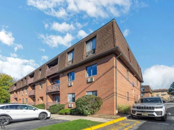730 Mill St, Belleville, NJ 07109