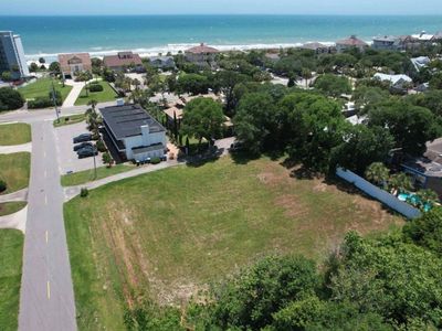 301 68th Ave. N , Myrtle Beach, SC 29572