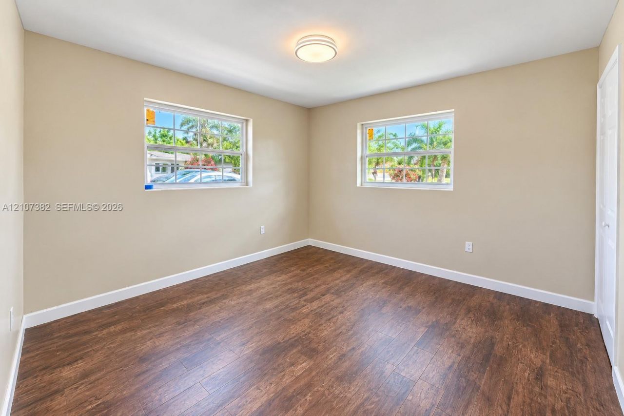859 Caroline Cir , Palm Beach, FL 33413 Photo