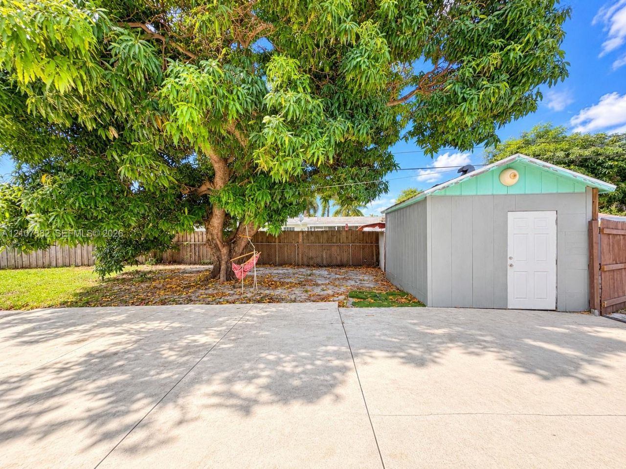 859 Caroline Cir , Palm Beach, FL 33413 Photo