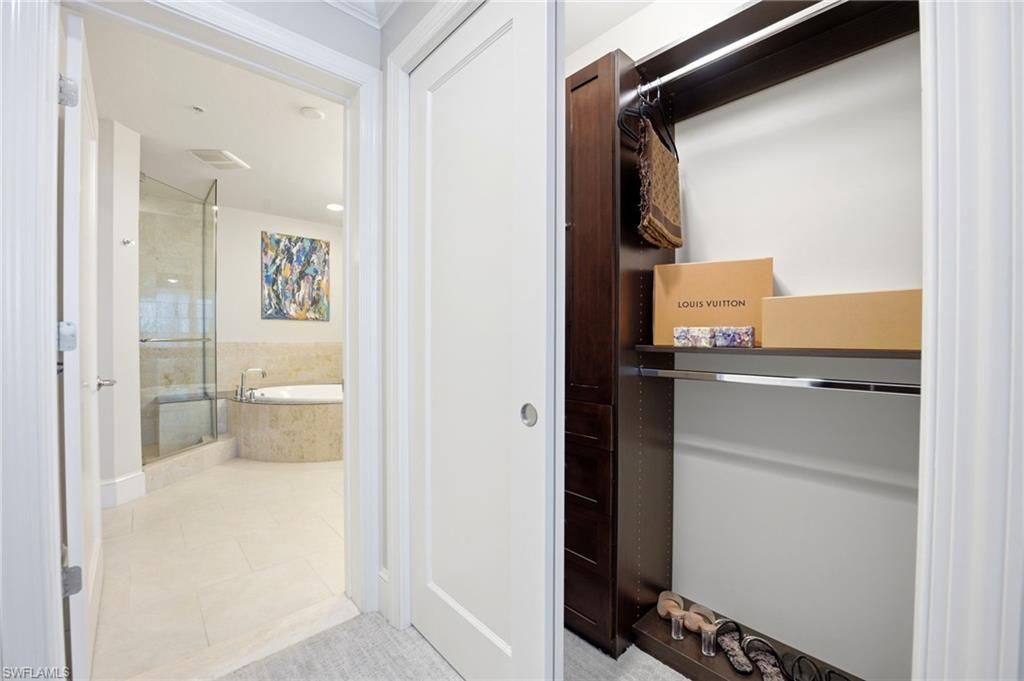 9115 Strada Pl , Unit 5205, Naples, FL 34108 Photo