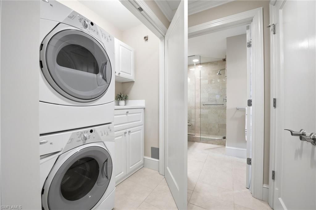 9115 Strada Pl , Unit 5205, Naples, FL 34108 Photo