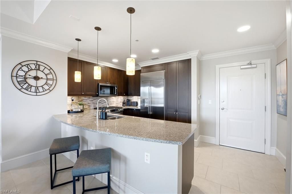 9115 Strada Pl , Unit 5205, Naples, FL 34108 Photo