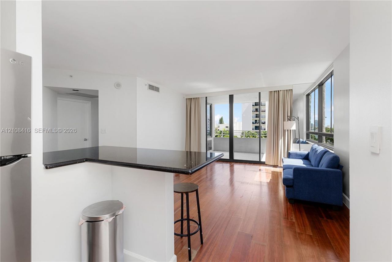 1330 West Ave , Unit 614, Miami Beach, FL 33139 Photo