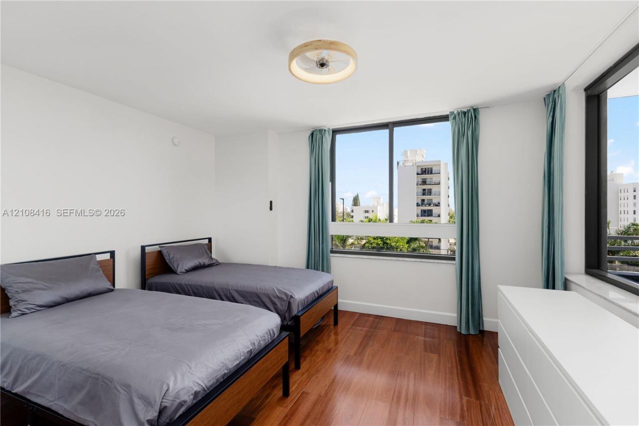 1330 West Ave , Unit 614, Miami Beach, FL 33139 Photo
