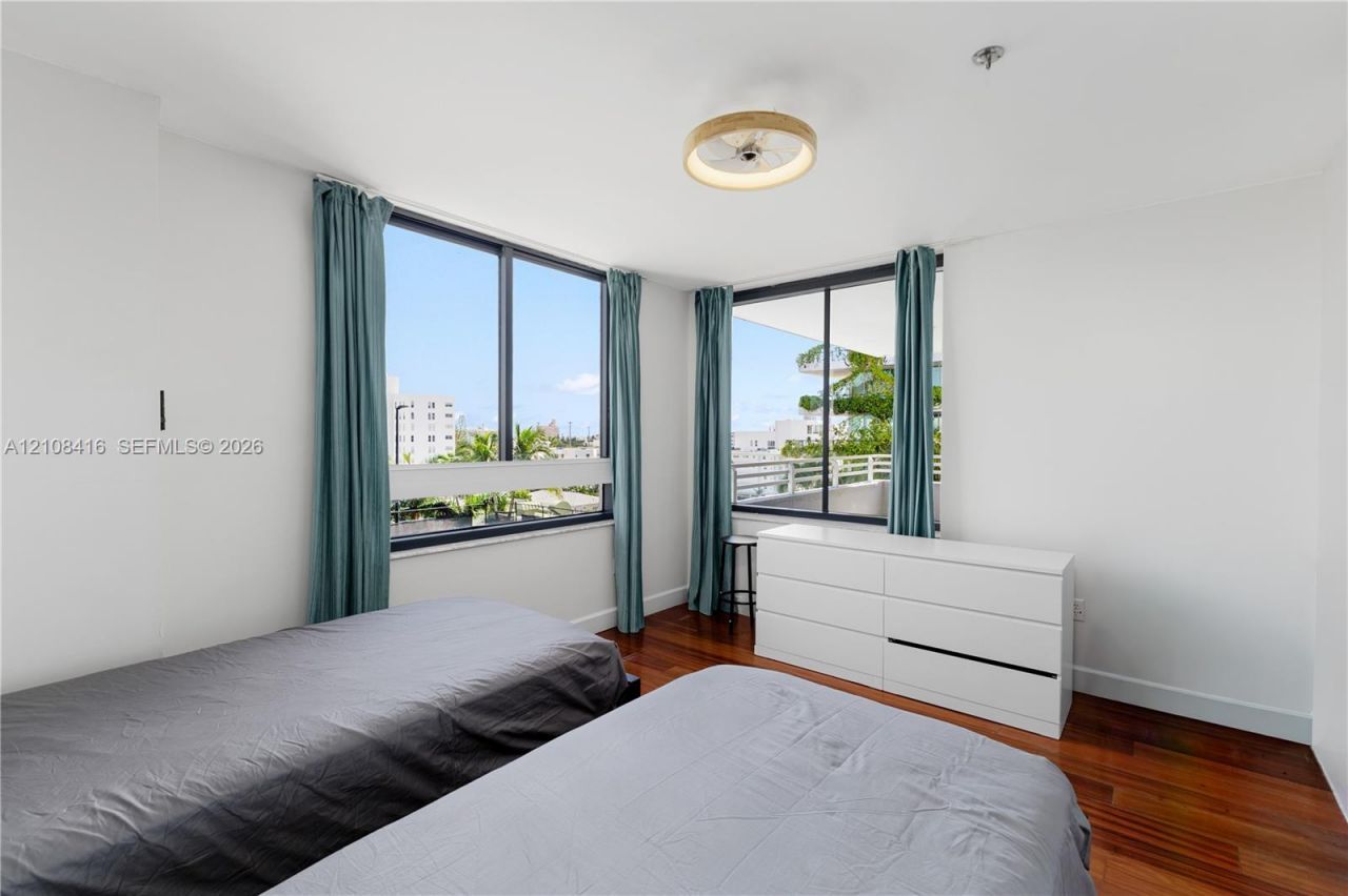 1330 West Ave , Unit 614, Miami Beach, FL 33139 Photo