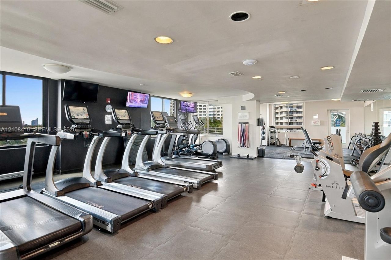 1330 West Ave , Unit 614, Miami Beach, FL 33139 Photo