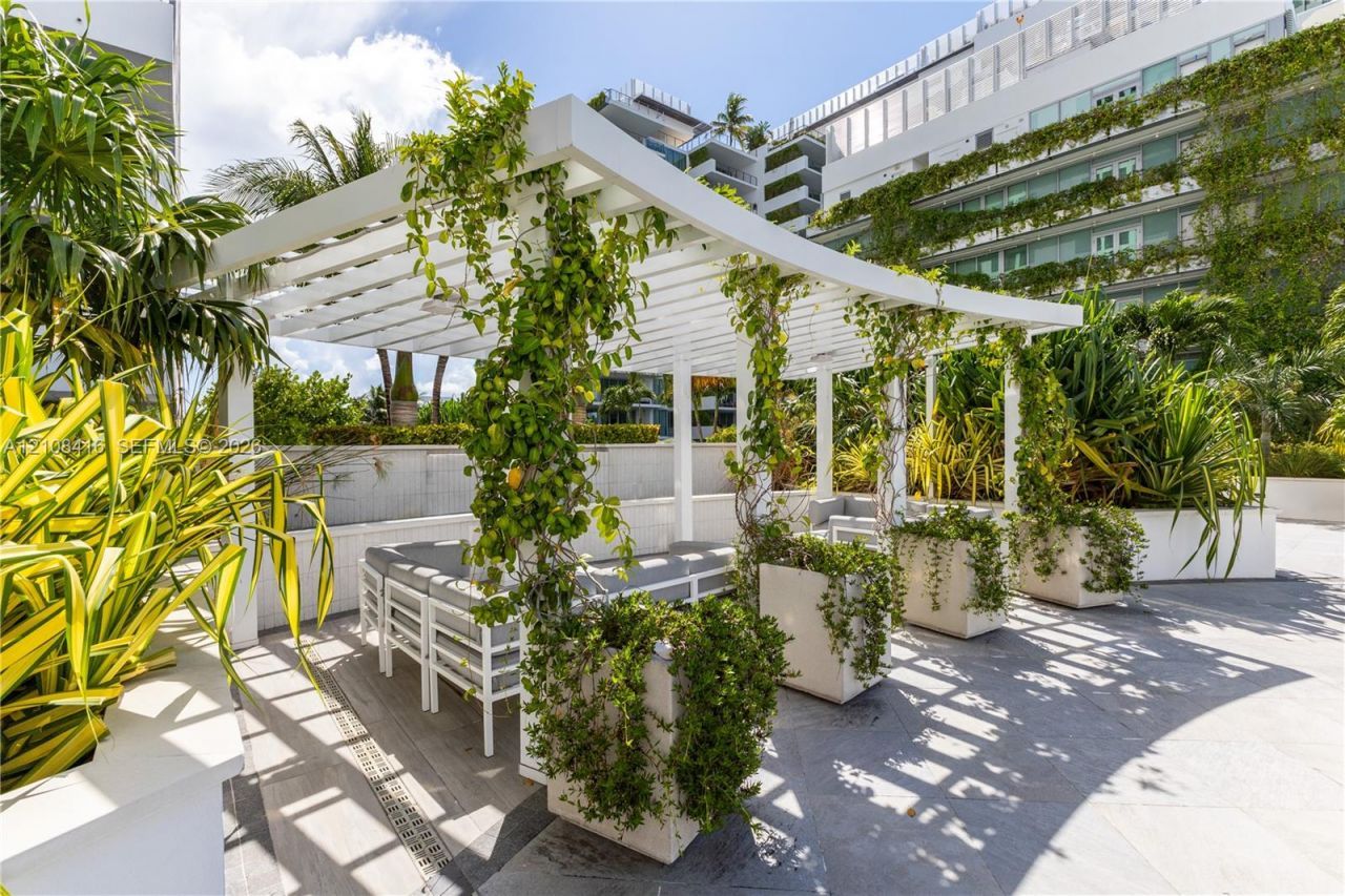 1330 West Ave , Unit 614, Miami Beach, FL 33139 Photo