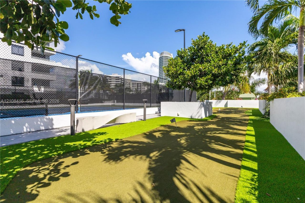 1330 West Ave , Unit 614, Miami Beach, FL 33139 Photo