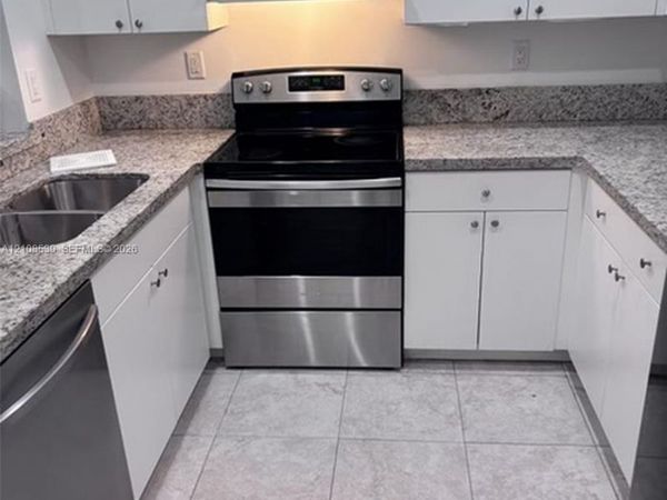 710 E 9th St , Unit 216, Hialeah, FL 33010