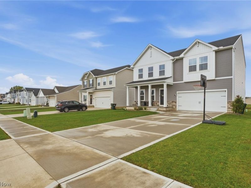 3017 Mcintosh Drive NE, Louisville, OH 44641 Photo 3