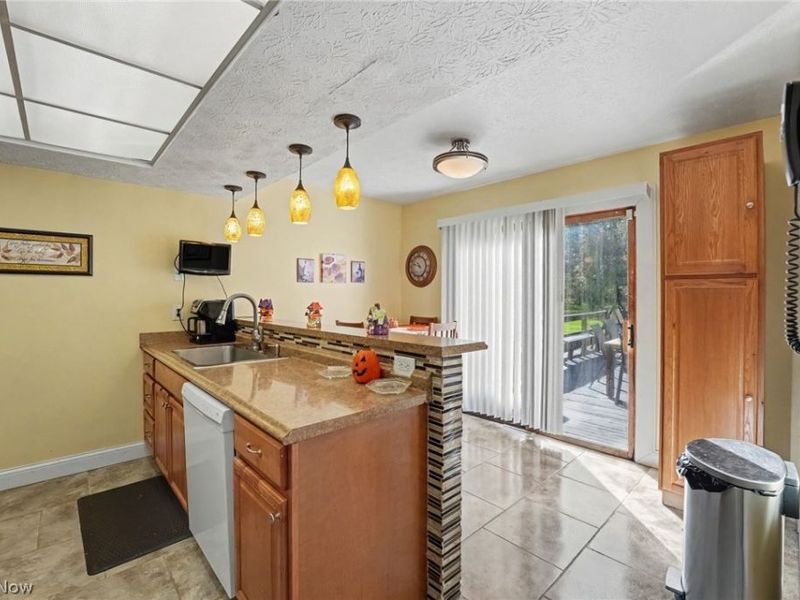 566 Crackel Road, Aurora, OH 44202 Photo 6