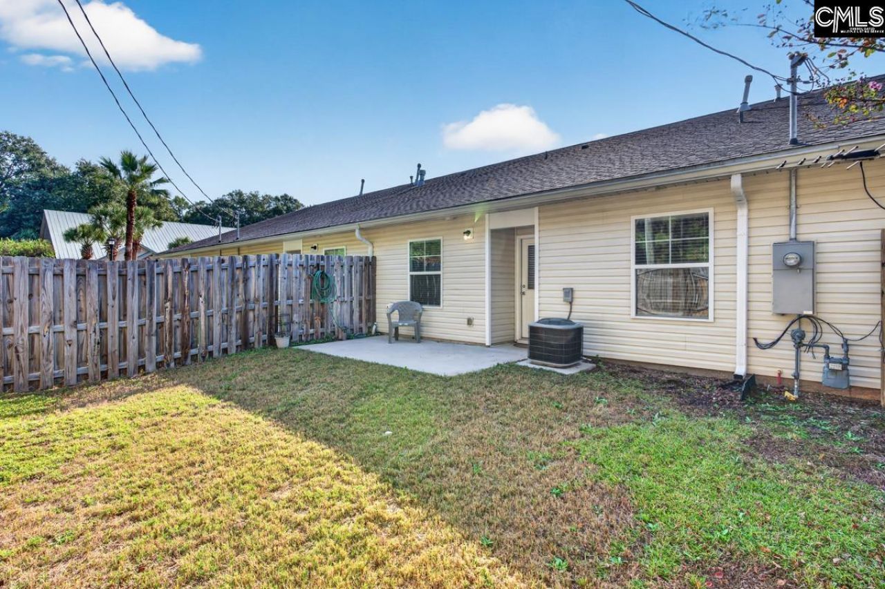 110 Sabal Drive Photo 28