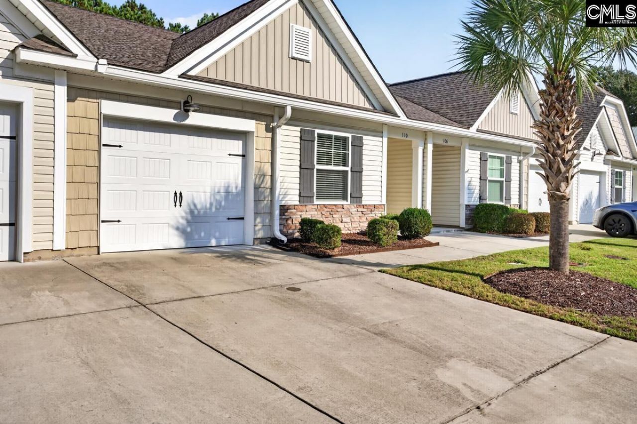 110 Sabal Drive Photo 4