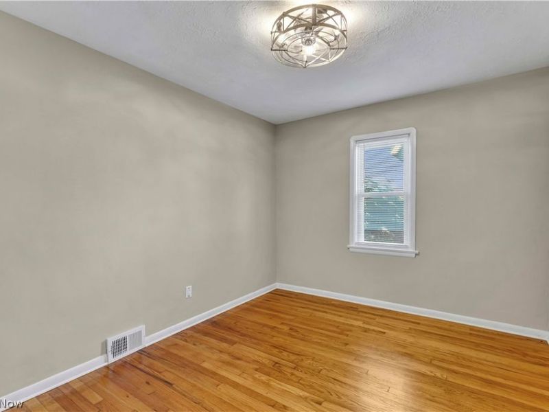 3811 Theota Avenue, Parma, OH 44134 Photo 12