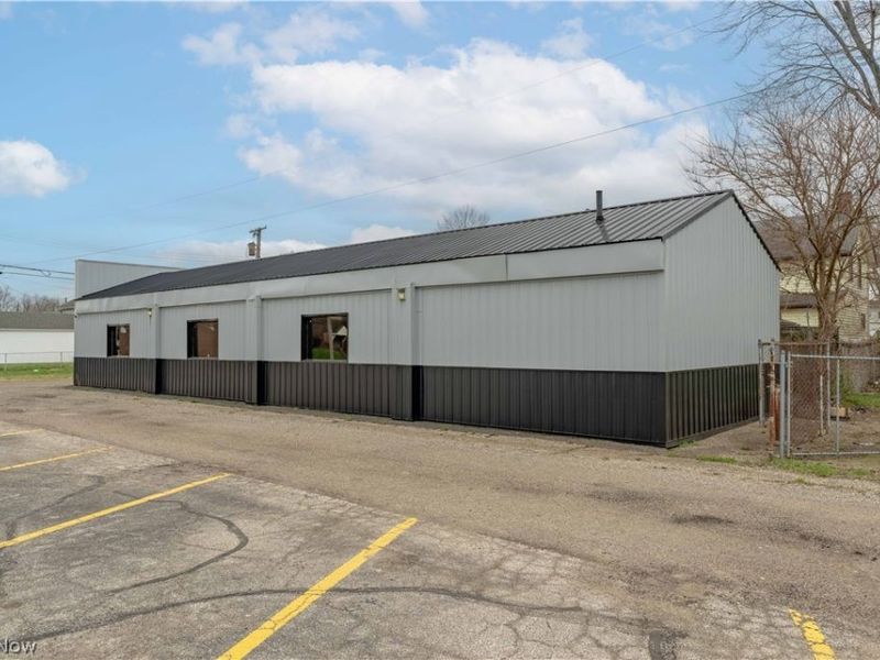 2108 Fremont Place SW, Canton, OH 44706 Photo 5