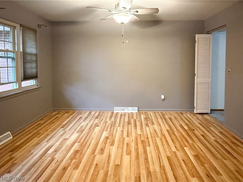 1998 Roberts Lane NE, Warren, OH 44483 Photo 8