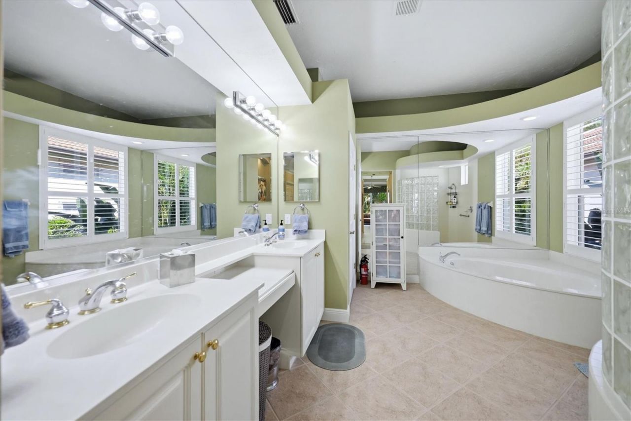8147 Abingdon Court, University Park, FL 34201 Photo