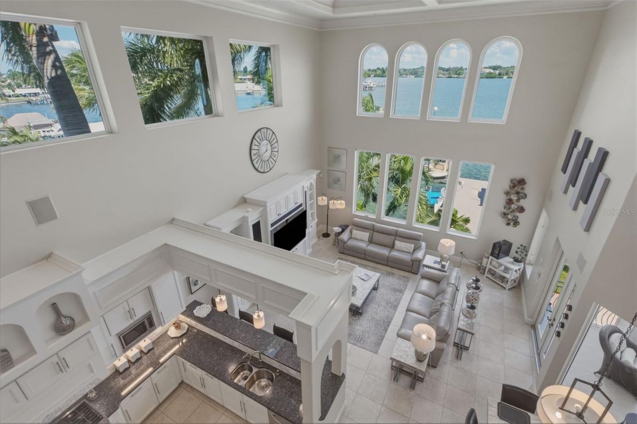 7851 9th Avenue S, Saint Petersburg, FL 33707 Photo
