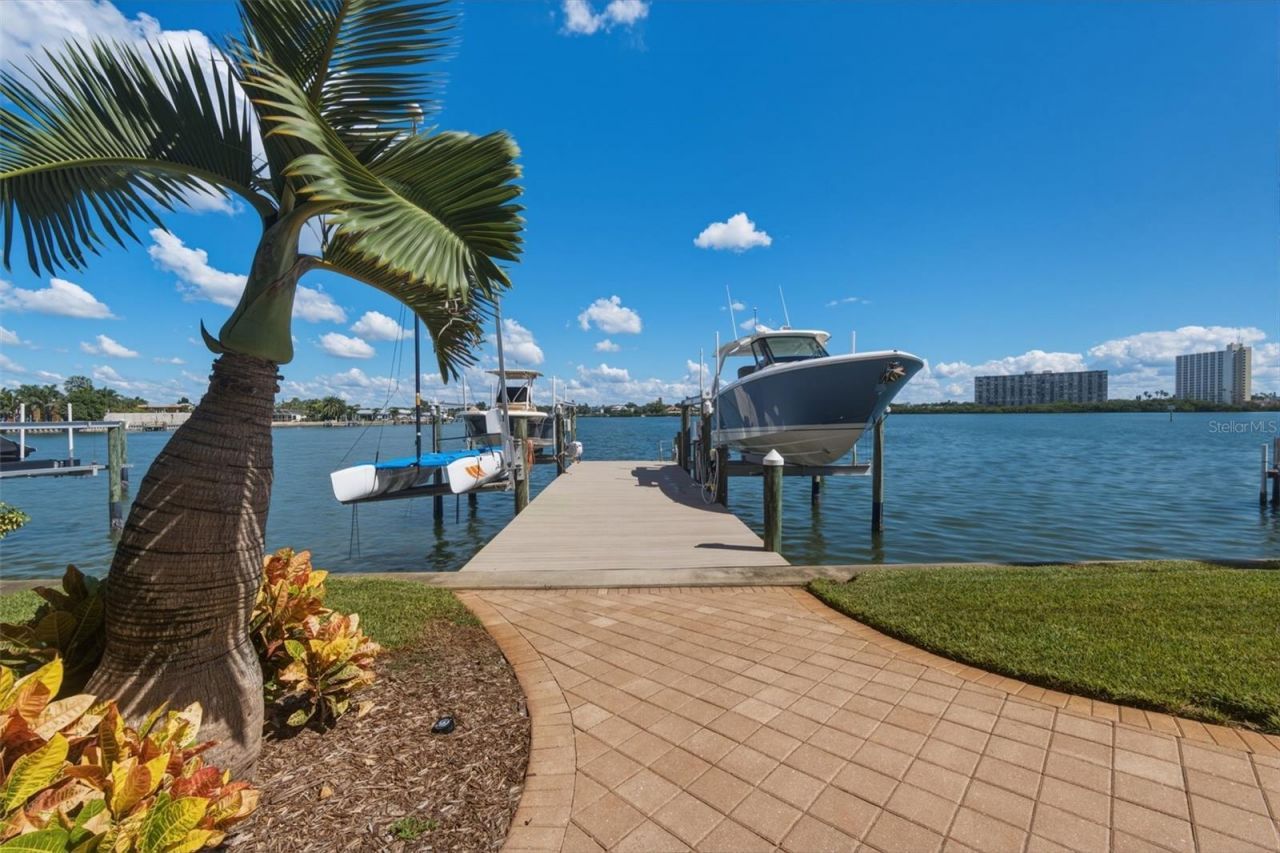 7851 9th Avenue S, Saint Petersburg, FL 33707 Photo