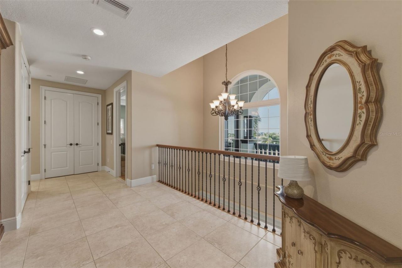 7851 9th Avenue S, Saint Petersburg, FL 33707 Photo