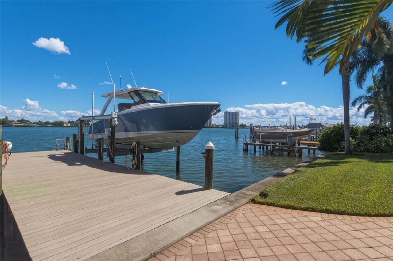 7851 9th Avenue S, Saint Petersburg, FL 33707 Photo