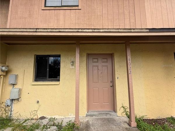 4022 OAK LIMB COURT , TAMPA, FL 33614