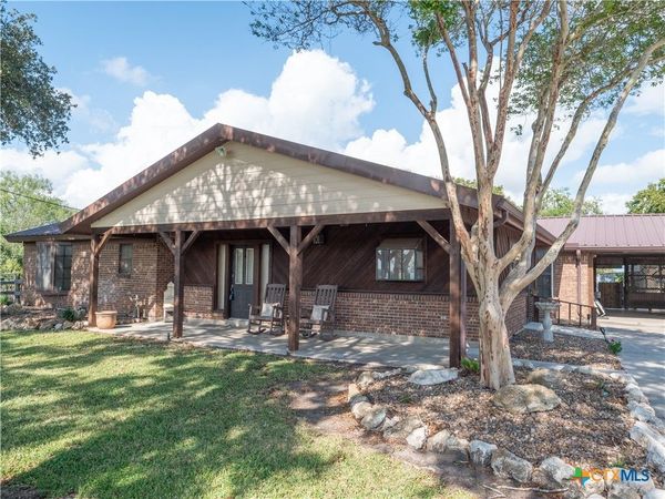 171 Edna Lane , Bloomington, TX 77951