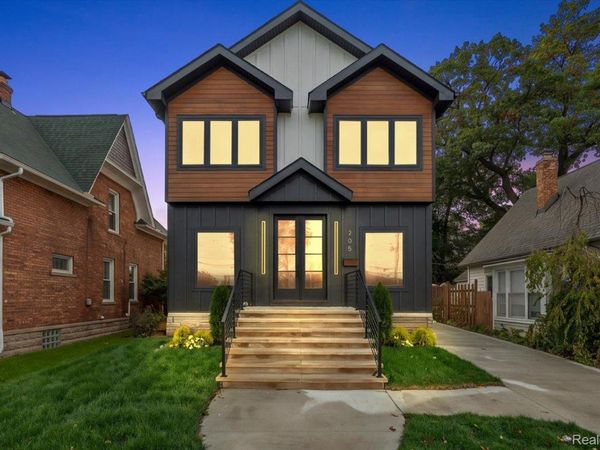205 Pine Street, Rochester, Mi 48307
