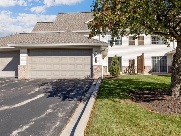 2153 Broken Hill ROAD, Unit 7, Waukesha, WI 53188